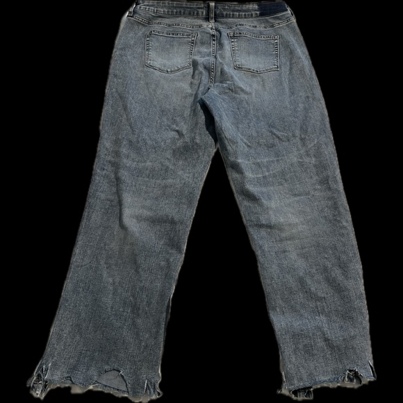 Jeans - Picture 2 of 2